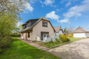 Отель Ferienhaus Dierhagen am Deich  Дирхаген